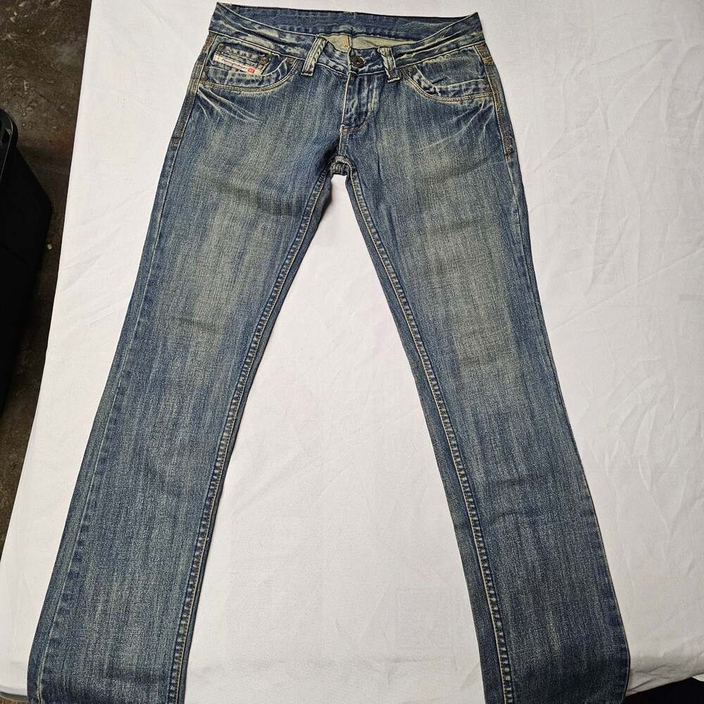 Diesel Industry Denim Division Women's Distressed Bootcut Jeans size 29